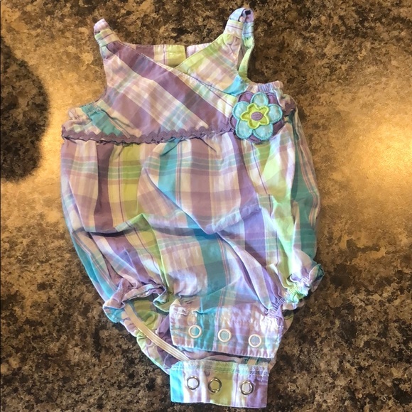 Newborn Rompers - Picture 4 of 6